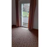 Schöne 3 Zimmer Wohnung - 370,00&nbsp;EUR Kaltmiete, ca.&nbsp; 109,00&nbsp;m&sup2; in Rosenthal am Rennsteig (PLZ: 07366)