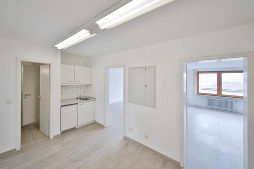 Foto - Top-Lage: 75 m² große Büroräume direkt in der Pforzheimer Innenstadt