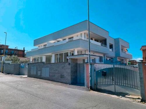 Foto - kleine Villa - Rom Metro C - Colosseo Rom