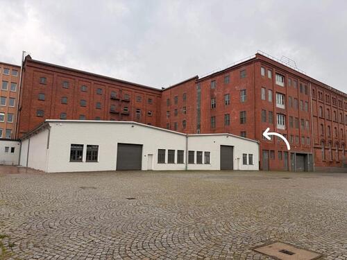 Foto - Lagerhalle mit Büro in Bremen-Überseestadt – ca. 420 m², erweiterbar auf 500 m²