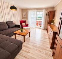 59 m² | 2,5-Zi.-Wohnung mit Wintergarten, Stellplatz & neuem Bad - Sonneberg