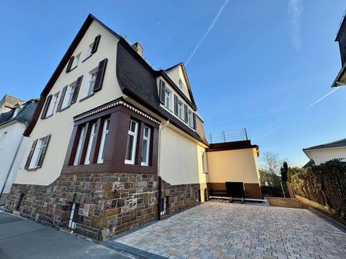 Foto - Exquisite Altbauwohnung mit traumhafter Dachterrasse