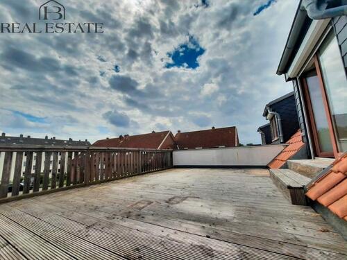 Foto - Einzigartige 3-Raumwohnung mit Dachterrasse und auf Wunsch EBK möglich !