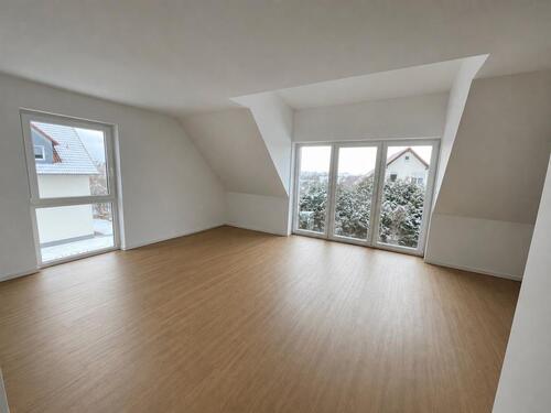 Foto - Helle 2,5 Zimmer Wohnung mit ausgebautem Dachspitz & Balkon