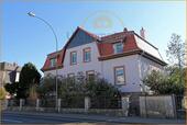 Foto - Für Altbau-Liebhaber! Fischgrätparkett + EBK + TGL-Bad