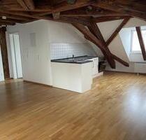 Charmante Dachgeschosswohnung mit Loggia und Altbauflair - Horb am Neckar