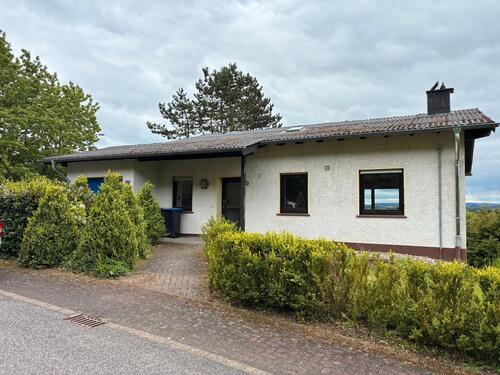 Foto - Haus zu vermieten - 1.050,00&nbsp;EUR Kaltmiete, ca.&nbsp; 136,00&nbsp;m&sup2;