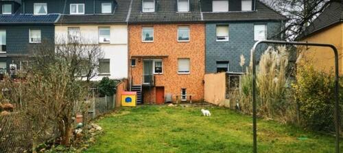 Foto - gepflegte DHH RMH mit großem Garten