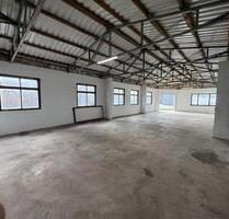 Hallen, Lagerraum, Stellplatz mit 140 m² zu vermieten - Rehna