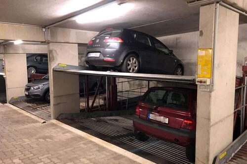 Foto - Doppelparker-Stellplatz (unten) in Ludwigshafen zu vermieten