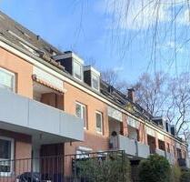 Von privat: Stilvolle 4-Zimmer-Maisonettewohnung in ruhiger Lage - Hamburg Niendorf