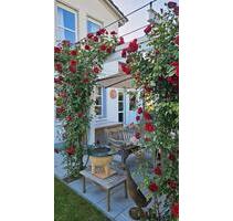 Ländliche exklusive Villa - 1.950.000,00&nbsp;EUR Kaufpreis, ca.&nbsp; 240,00&nbsp;m&sup2; in Rheinfelden (Baden) (PLZ: 79618)