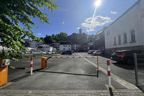 Foto - Stellplatz, Parkplatz mitten in der Stadt