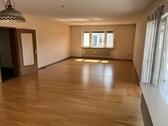 Foto - Freistehendes Zweifamilienhaus mit Einliegerwohnung