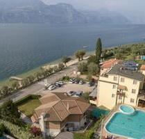 Gardasee Brenzone su Garda Villa Alkea - Penthouse Seeblick - mit Pool und Privat Strand - München Ludwigsvorstadt-Isarvorstadt