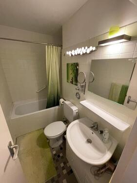 Foto - 1 - Zimmerwohnung mit Potenzial - Blick ins GrüneKlein Flottbek