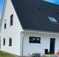 Alles dabei, Sonne, Garage,Garten,Küche und Haus 122m2 - Hohenroth