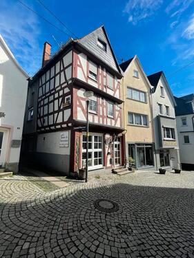 Foto - Denkmalgeschütze Immobilie mit Bruchsteinkeller