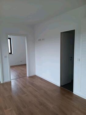 Foto - Moderne 3-Zimmer-Wohnung mit neuer Küche & Stellplatz