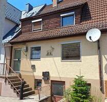 DHH Doppel-Haus-Hälfe mit 2 Wohnungen und Potential - Filderstadt