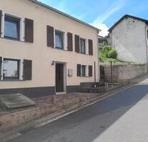 Einfamilienhaus - 145.000,00&nbsp;EUR Kaufpreis, ca.&nbsp; 80,00&nbsp;m&sup2; in Mettlach (PLZ: 66693)