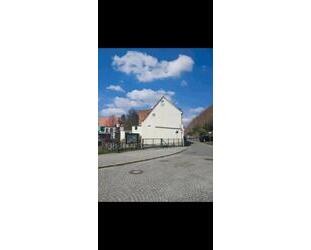 Ein Haus verkaufen - 70.000,00&nbsp;EUR Kaufpreis, ca.&nbsp; 170,00&nbsp;m&sup2; in Greiz (PLZ: 07973)