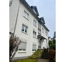 2 Zimmer -Dachgeschosswohnung in Gummersbach-Berstig