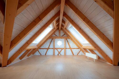 Foto - Lichtdurchflutete 3,5 Zimmer - Maisonette-Dachgeschoss
