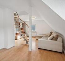 Schöne, eingerichtete Maisonettewohnung mit 74 m² Wohn- & Nutzfl. - Düsseldorf Stadtbezirk 5