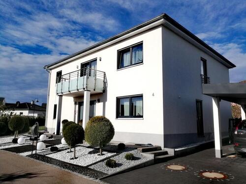 Foto - Modernes Wohnen mit Stil & Komfort: Stadtvilla mit Sauna & Garten