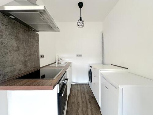 Foto - Renovierte und teilmöblierte Einzimmerwohnung in zentraler Lage