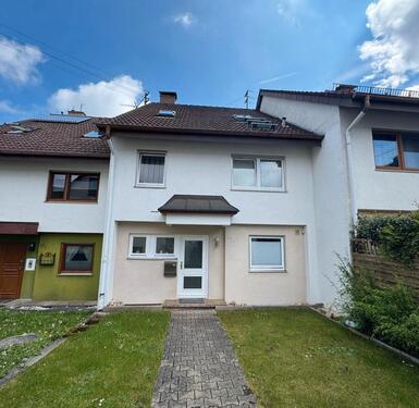 Foto - PROVISIONSFREI: TOP Reihenmittelhaus mit 7 Zimmern in Schömberg