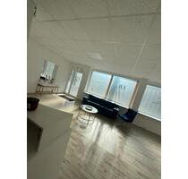 Laden lokal Kosmetikstudio Büro - Duisburg Laar