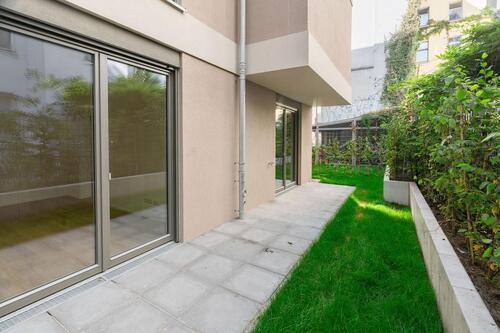 Foto - ERSTBEZUG! Schöne 3-Zi.-Whg. mit Einbauküche, Terrasse & kleinem Garten