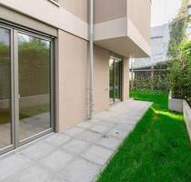 ERSTBEZUG! Schöne 3-Zi.-Whg. mit Einbauküche, Terrasse & kleinem Garten - Berlin Pankow