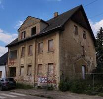 Dreifamilienhaus - 89.000,00&nbsp;EUR Kaufpreis, ca.&nbsp; 300,00&nbsp;m&sup2; in Ziesar (PLZ: 14793)