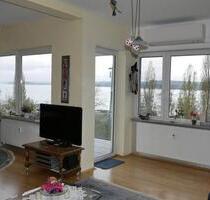 Charmante 2,5 Zimmer Dachgeschoßwohnung mit vollem Seeblick - Überlingen