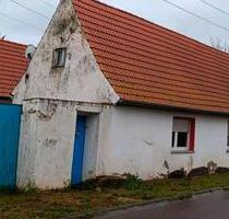 Haus mit 1400qm großem Grundstück - Bernburg (Saale)