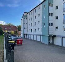 Helle 2-Zimmer-Wohnung, 75 m², mit verglastem Balkon in Lehrte