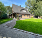 Foto - Einfamiliehaus mit Garage, Vollkeller und großem Garten