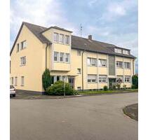 Helle 3-Zimmer-Dachgeschoss-wohnung in Duisburg-Homberg - 59 m2 Helle 3-Zimmer-Dachgeschoss-wohnung in Duisburg-Homberg - 59 m2
