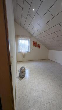 Foto - Maisonettenwohnung in Flörsheim-Dalsheim zur Miete