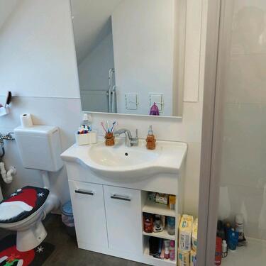 Foto - Grosse geräumige Dachgeschoss Wohnung ab Juni 2026