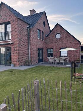 Foto - Einfamilienhaus 210 qm -Energieeffizienz -familienfreundliche