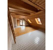 3-Zimmer Dachgeschosswohnung EBK Neu, TG, Keller und Dachterrasse - Herbrechtingen