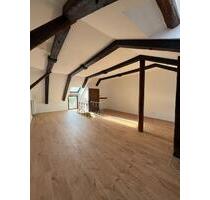 Lichtdurchflutete Maisonettewohnung nähe Hauptbahnhof und Aachen Innenstadt Lichtdurchflutete Maisonettewohnung nähe Hauptbahnhof und Aachen Innenstadt