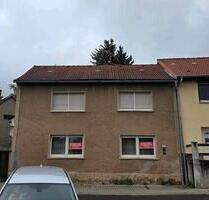 Reihenhaus Günstig !! Renovierungsbedürftig - Hettstedt