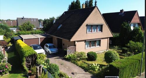Foto - Einfamilienhaus in Geesthacht - 550.000,00&nbsp;EUR Kaufpreis, ca.&nbsp; 122,00&nbsp;m&sup2;