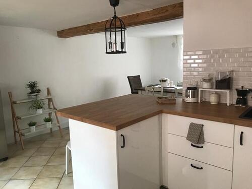 Foto - Attraktive 6-Zimmer-Wohnung in Wolfershausen