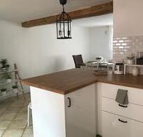 Attraktive 6-Zimmer-Wohnung in Wolfershausen - Felsberg